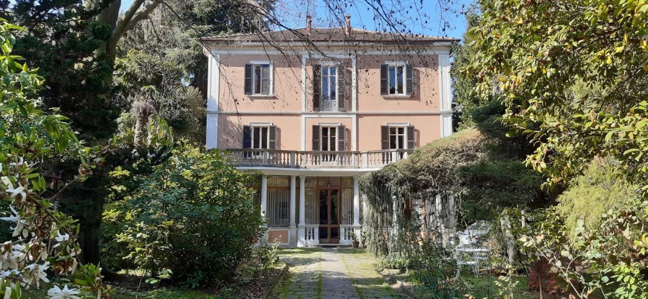 B&B Villa Margherita Lesa Bagian luar foto